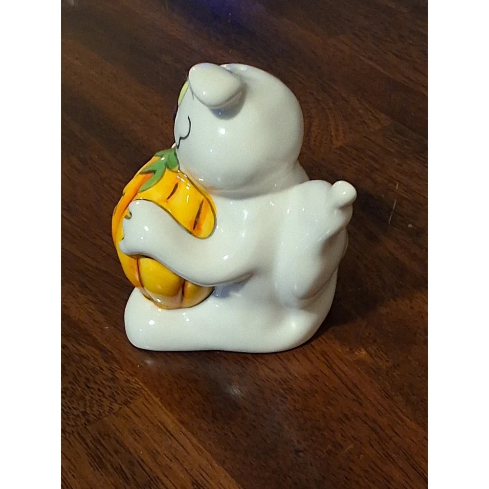 Halloween Ghost Salt and Pepper Shakers Ceramic Pumpkin Spiderweb Set White